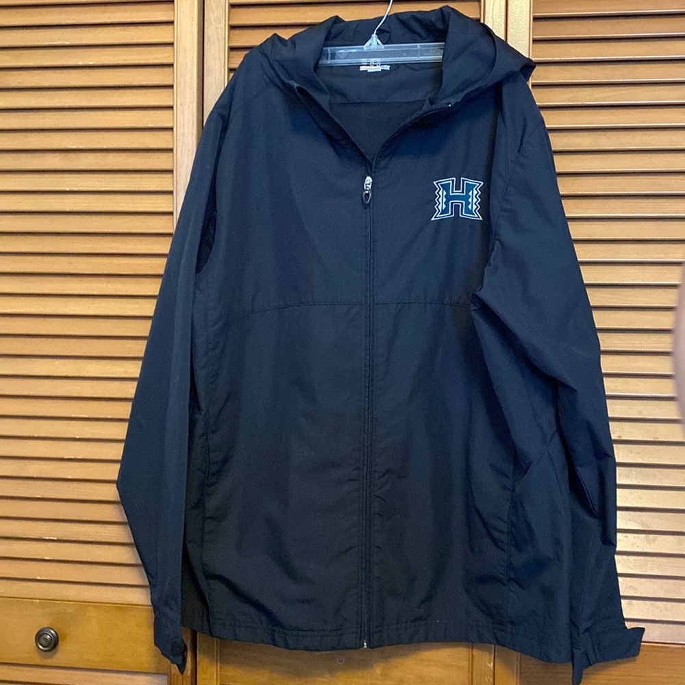 Medium (M) University of Hawaii Under Armour Jacket